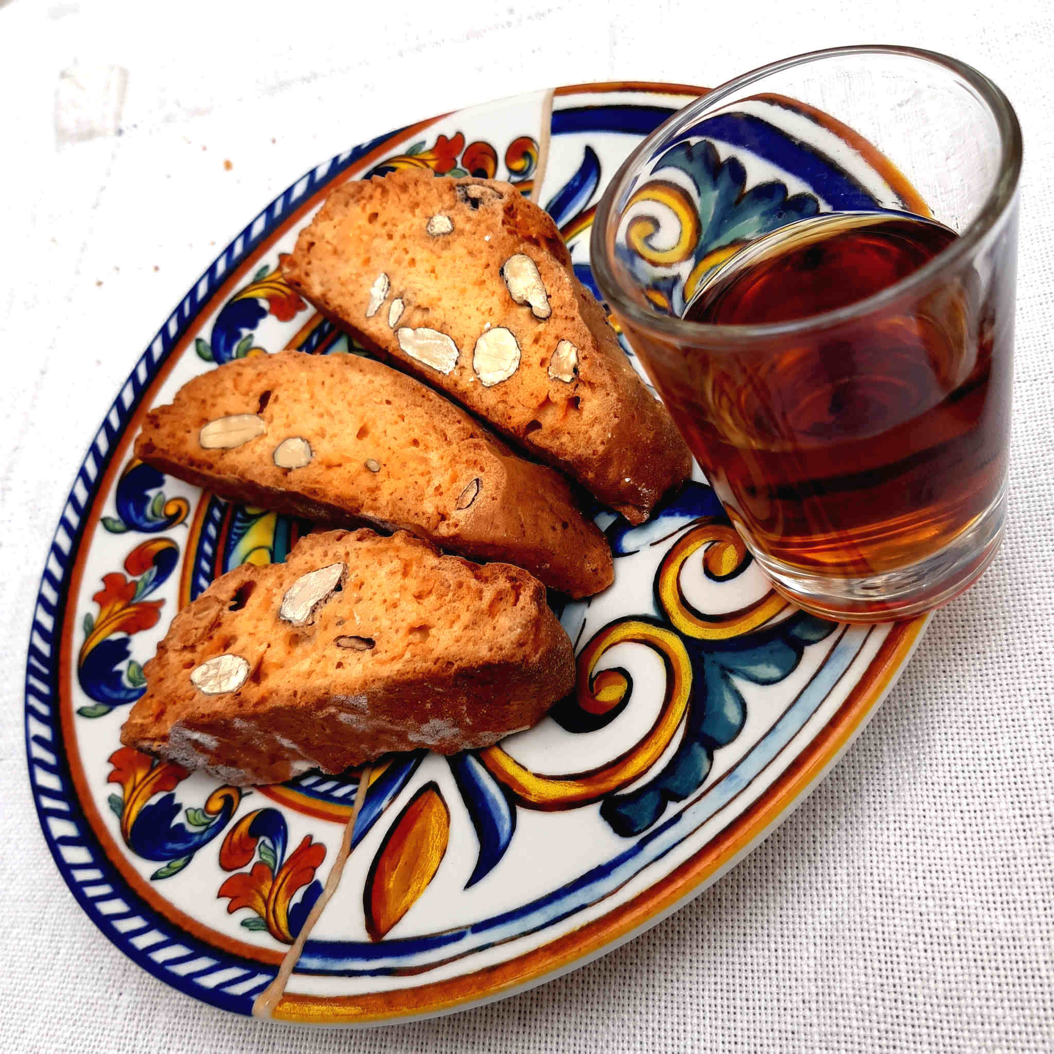 Cantuccini con vin santo – dessert cena aziendale Barlume Cafè Pisa